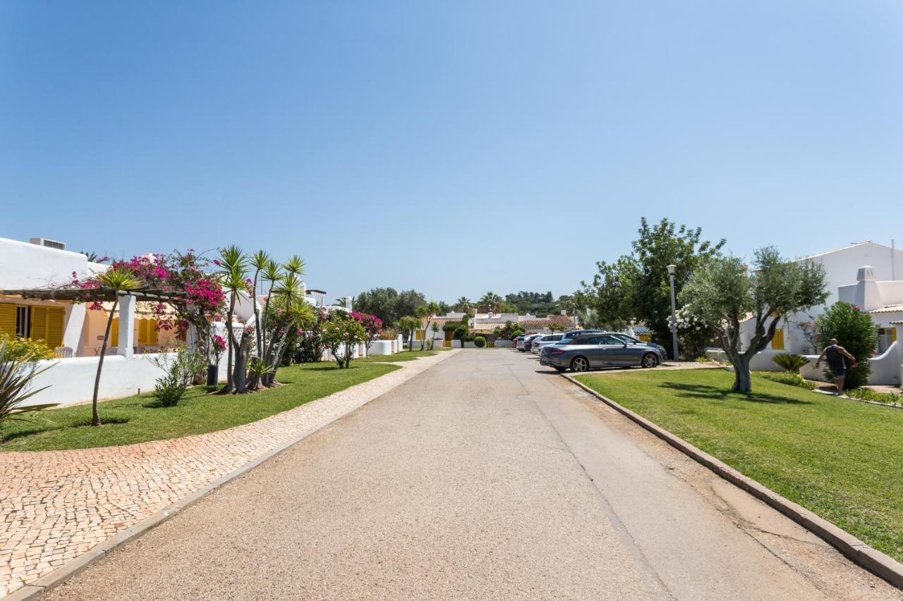 Aldeia Do Golf O7 Villa Quarteira Exterior photo